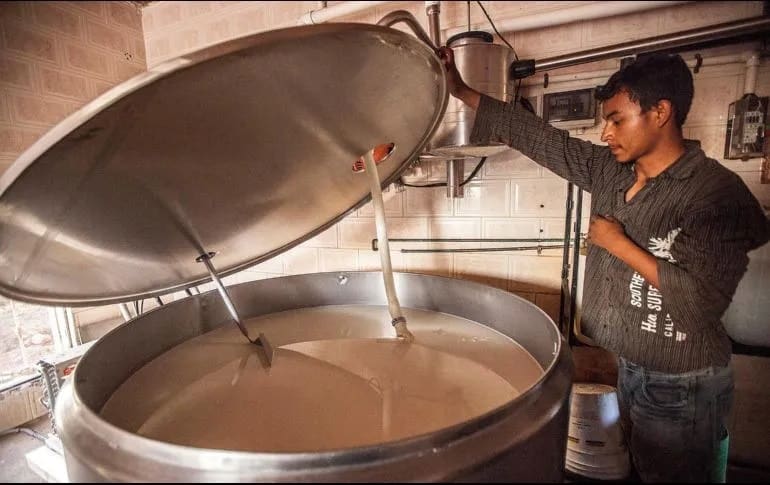 Productores de leche tienen más de un millón de litros de excedente sin poder colocar