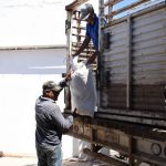 Ganaderos reciben sacos de alimento con proteína como parte del Plan Estratégico del Gobierno de Sonora