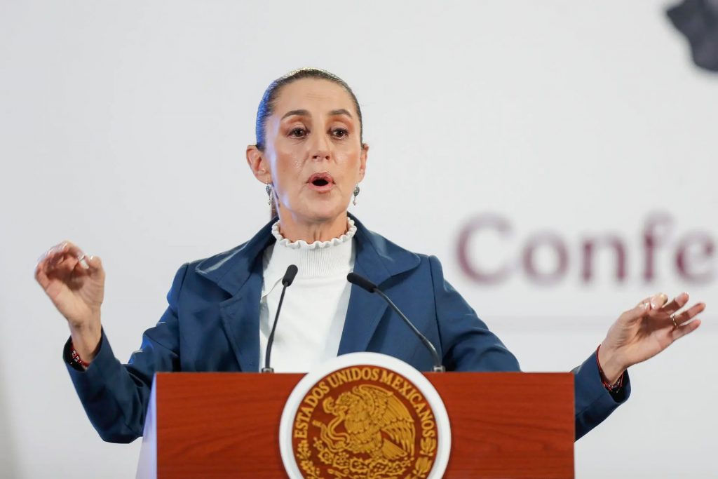 La presidenta de México busca un acuerdo con empresarios ante el repunte de la inflación