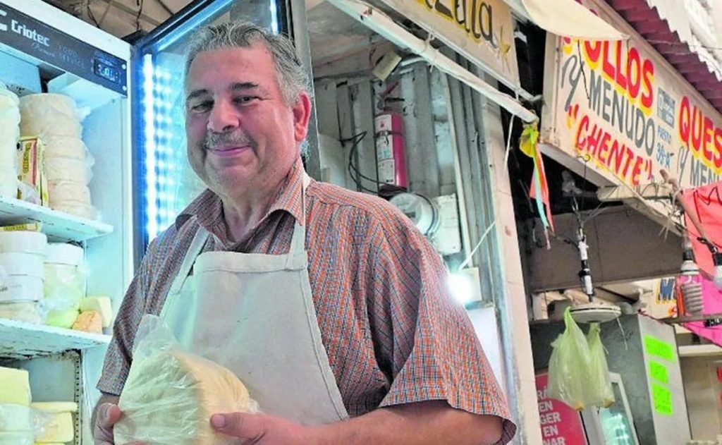 Reynaldo Bátiz Heredia Durante 60 años ha trabajado en el queso artesanal