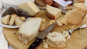 Adiós al film transparente el queso pide una nueva forma de refrigerar para mantener meses su sabor