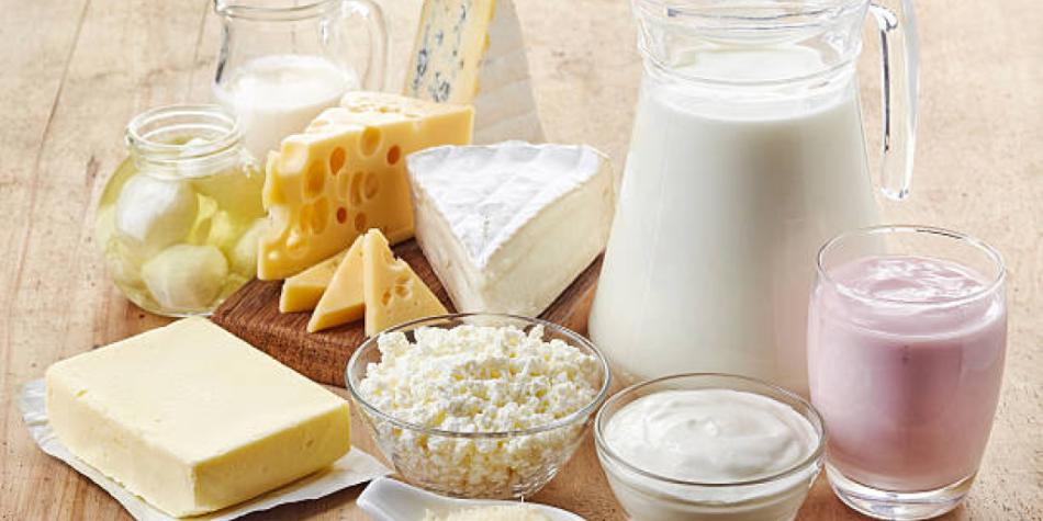 El lácteo que tiene más proteína que la leche y el queso