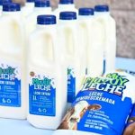 Productores de leche buscan posicionar “Muuuy leche” en la entidad