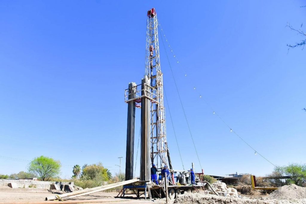 Tere Jiménez puso en marcha perforación de nuevo pozo; beneficiará a 250 productores ganaderos de Aguascalientes