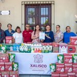 Gobierno de Xalisco entrega leche al Banco de Alimentos