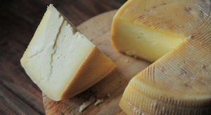 Los efectos en el cerebro de comer queso todos los días