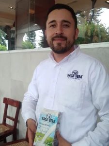 Crisis Láctea en Acajete Sobreproducción y Falta de Apoyo