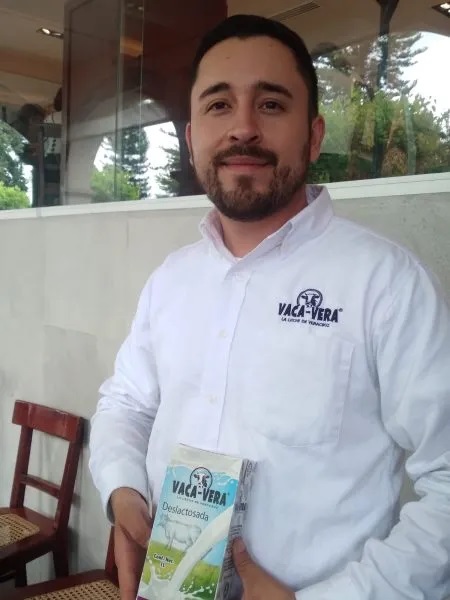 Crisis Láctea en Acajete Sobreproducción y Falta de Apoyo