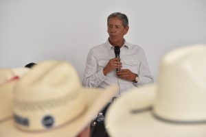 Lácteos Solidarios Leche y Queso a Precio Low-Cost