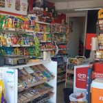 Supermercados encarecen la leche frente a tiendas de barrio