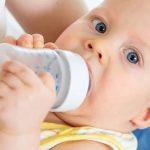 Francia investiga muerte de bebés por leche infantil