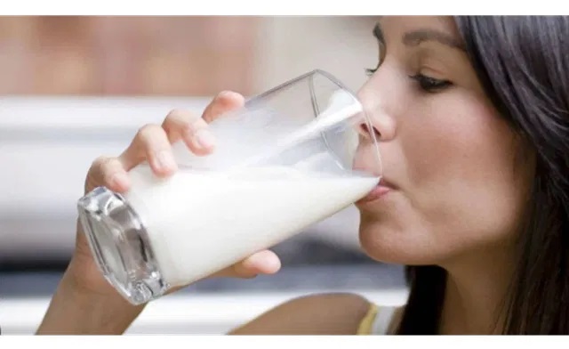 La ciencia respalda consumo de leche entera y lácteos
