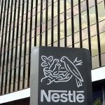 Nestlé retira múltiples fórmulas infantiles por posible bacteria