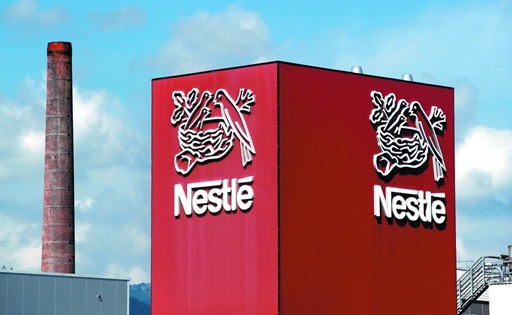 Nestlé se disculpa por leche contaminada