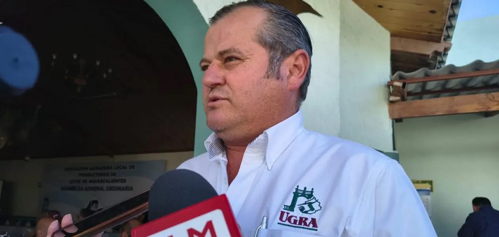 Leche local llega a escuelas y fortalece producción láctea