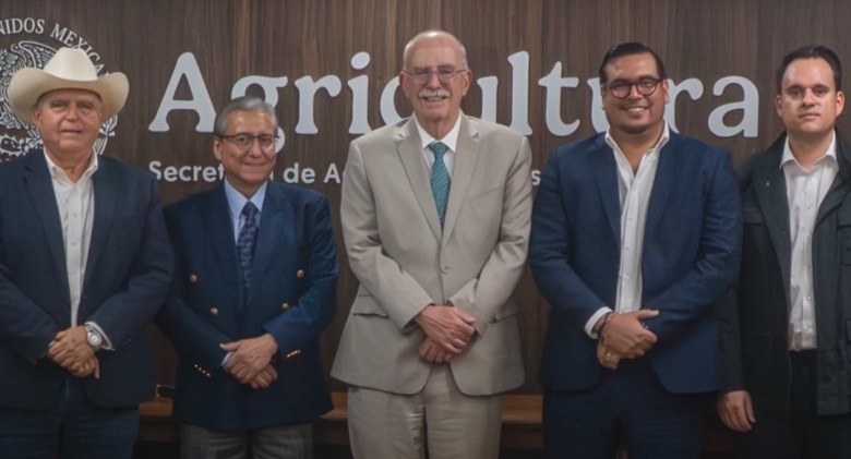 México lanza acuerdo nacional para estabilizar la leche