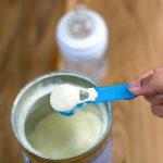 Proveedor chino desata mayor retirada global de leche infantil