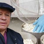 Capacitan a productores para elaborar queso artesanal