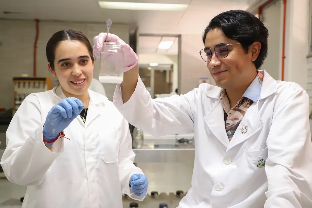 Alimentos del futuro UAQ transforma el lactosuero