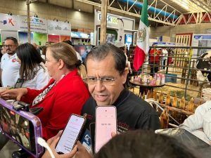 Unen fuerzas por el abasto de leche