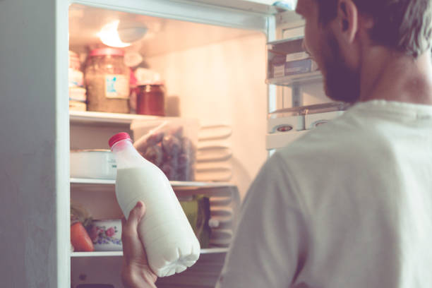 El sistema de producción y la estación del año alteran el perfil de ácidos grasos de la leche, revela estudio de la Universidad de Vermont