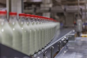 Pausa en la demanda mexicana presiona a la baja los precios de la leche en polvo descremada de EE. UU.
