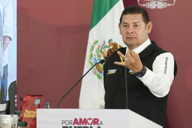 Alejandro Armenta proyecta el rescate y reactivación de los centros de acopio lechero de la ex Liconsa en Puebla