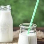 Profeco analiza el precio de la leche en Puebla: el litro de UHT se comercializa entre los 33 y 36 pesos Profeco analiza el precio de la leche en Puebla el litro de UHT se comercializa entre los 33 y 36 pesos