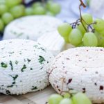 Quesos de chapulín y de vino revolucionan la Feria del Queso en Tonantzintla Quesos de chapulín y de vino revolucionan la Feria del Queso en Tonantzintla
