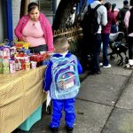 Cofepris y autoridades educativas restringen la venta de jugos y productos lácteos azucarados en cooperativas escolares