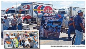 Productores de leche bloquean tramo carretero en Delicias por tres horas en demanda de pagos y certeza en el acopio