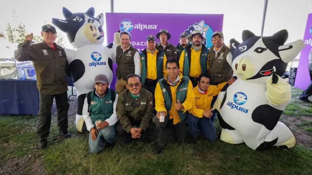 Alpura destaca el aporte nutricional de la leche en México